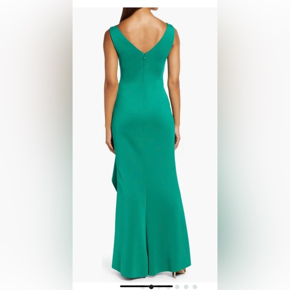 Eliza J green dress bought December 2023 worn once size 8 - Picture 2 of 4